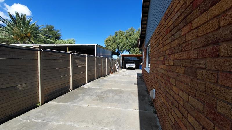 3 Bedroom Property for Sale in Langenhovenpark Free State